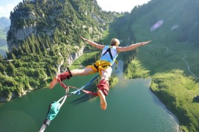 乐动网址-体坛双线告急，大坂直美五连败，阿森纳主帅压力山大